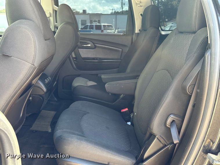 image for item EU7018 2011 Chevrolet Traverse SUV