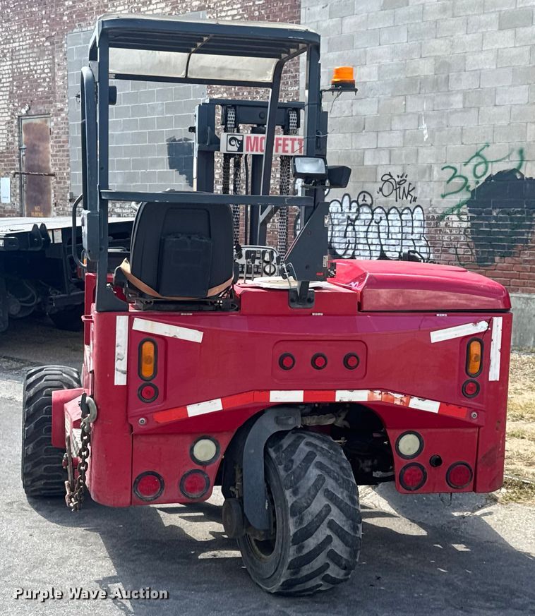 image for item EV1883 2008 Moffett M55.4 forklift