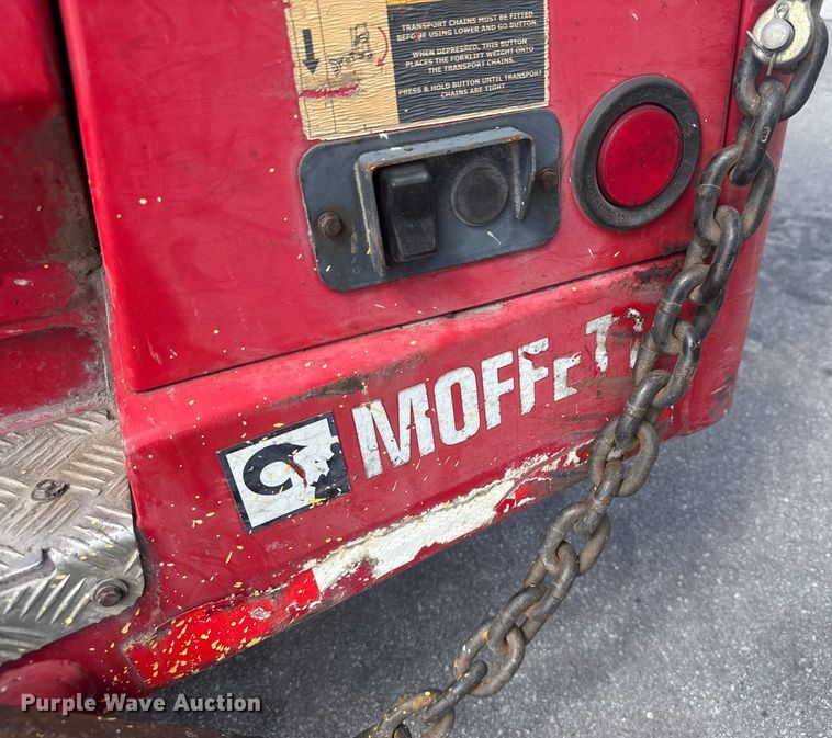 image for item EV1883 2008 Moffett M55.4 forklift