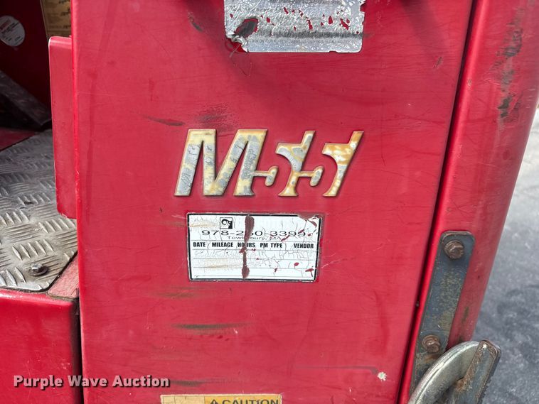 image for item EV1883 2008 Moffett M55.4 forklift