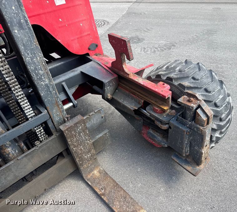 image for item EV1883 2008 Moffett M55.4 forklift