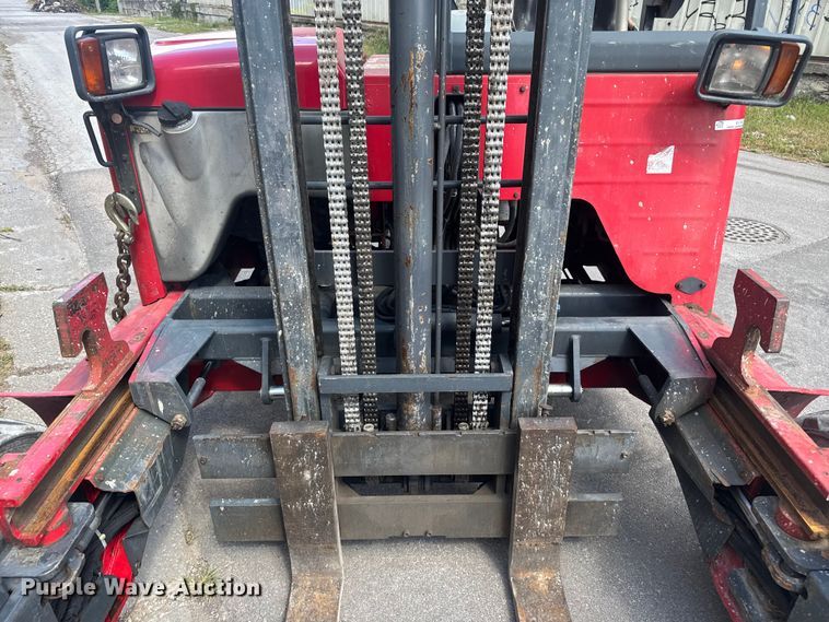 image for item EV1883 2008 Moffett M55.4 forklift