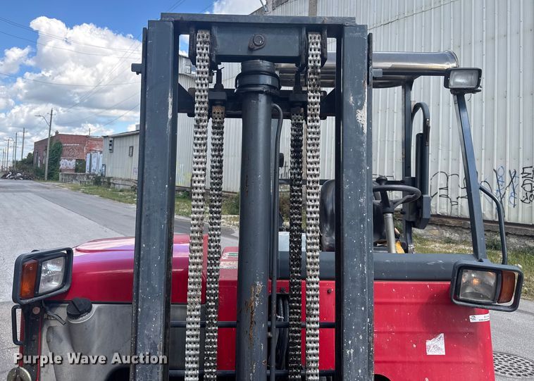 image for item EV1883 2008 Moffett M55.4 forklift