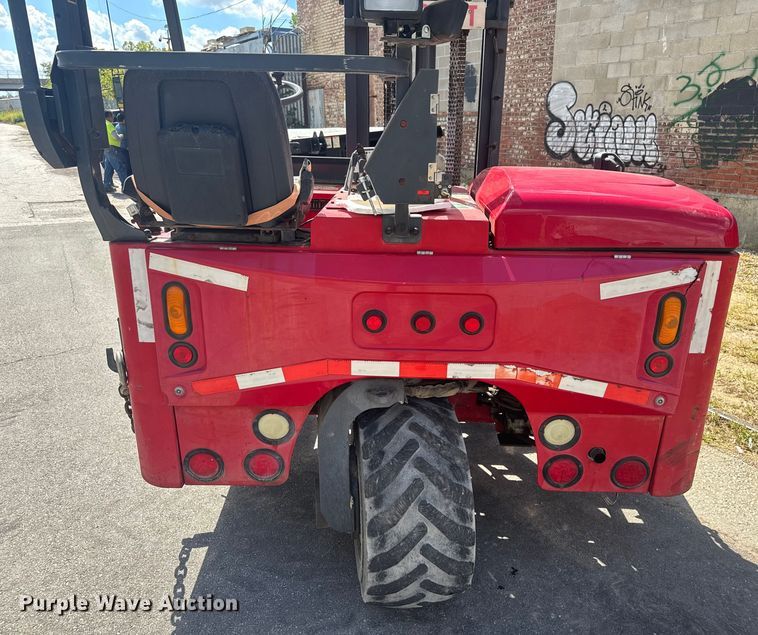 image for item EV1883 2008 Moffett M55.4 forklift