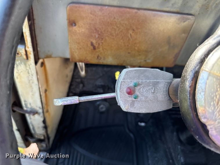 image for item EV1889 1950 Willy's Jeep pickup truck