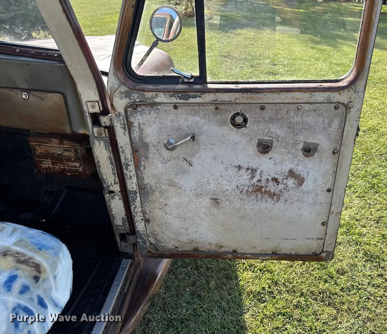 image for item EV1889 1950 Willy's Jeep pickup truck