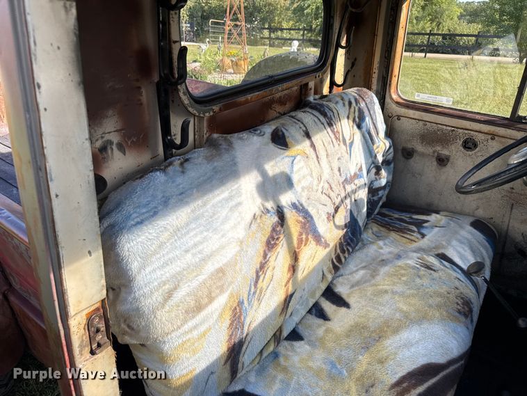 image for item EV1889 1950 Willy's Jeep pickup truck