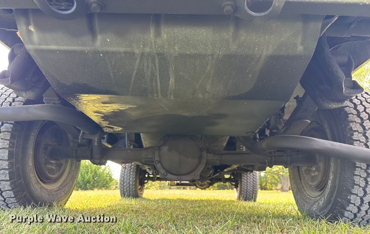 image for item EV1890 1986 Chevrolet M1009 SUV