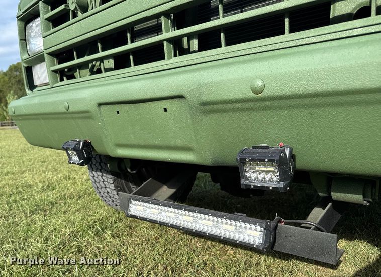 image for item EV1890 1986 Chevrolet M1009 SUV