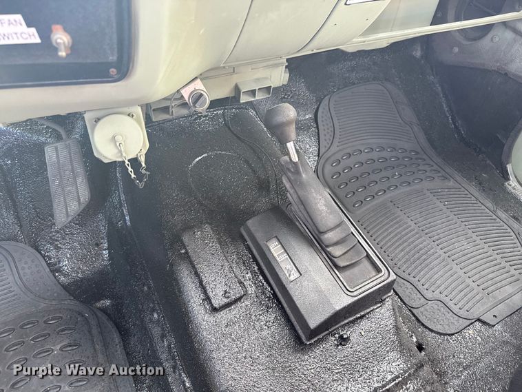 image for item EV1890 1986 Chevrolet M1009 SUV