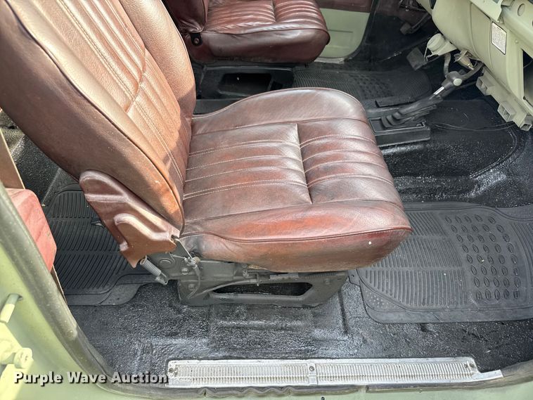 image for item EV1890 1986 Chevrolet M1009 SUV