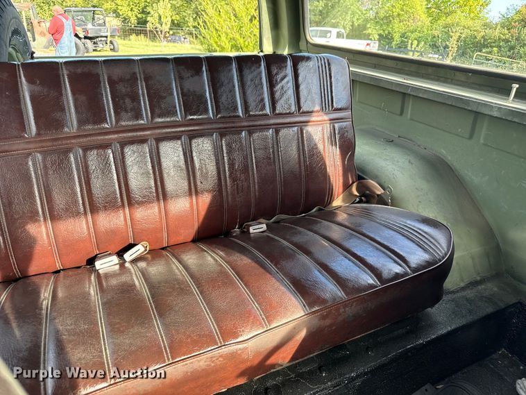 image for item EV1890 1986 Chevrolet M1009 SUV