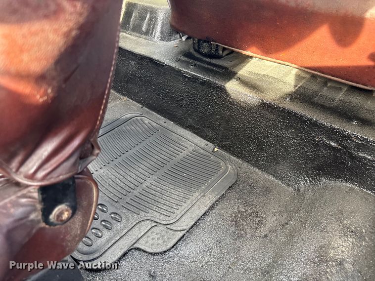 image for item EV1890 1986 Chevrolet M1009 SUV