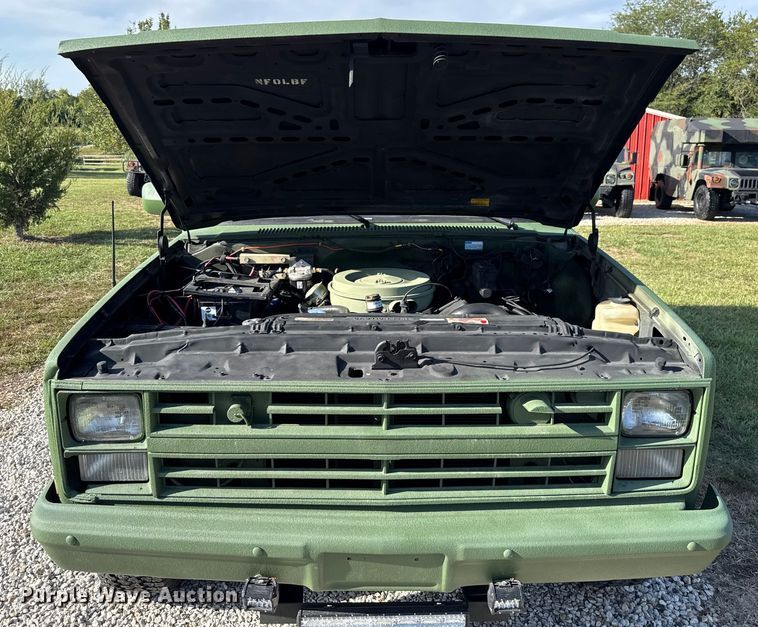 image for item EV1890 1986 Chevrolet M1009 SUV