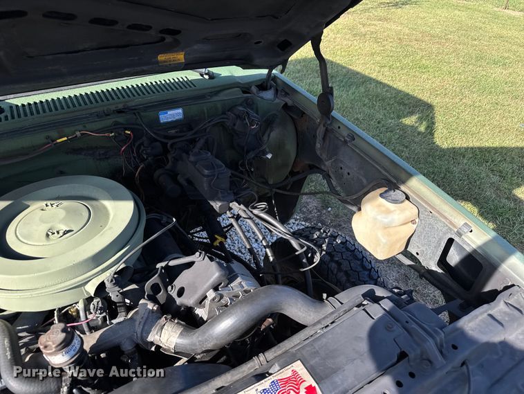 image for item EV1890 1986 Chevrolet M1009 SUV