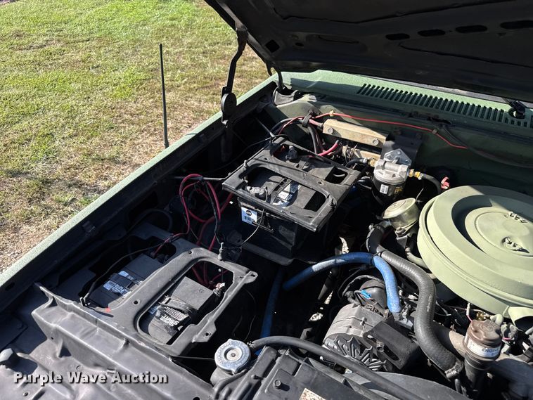 image for item EV1890 1986 Chevrolet M1009 SUV