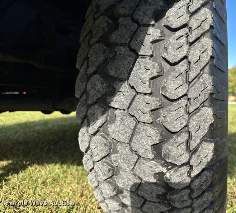 image for item EV1890 1986 Chevrolet M1009 SUV