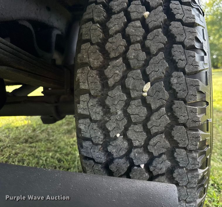 image for item EV1890 1986 Chevrolet M1009 SUV