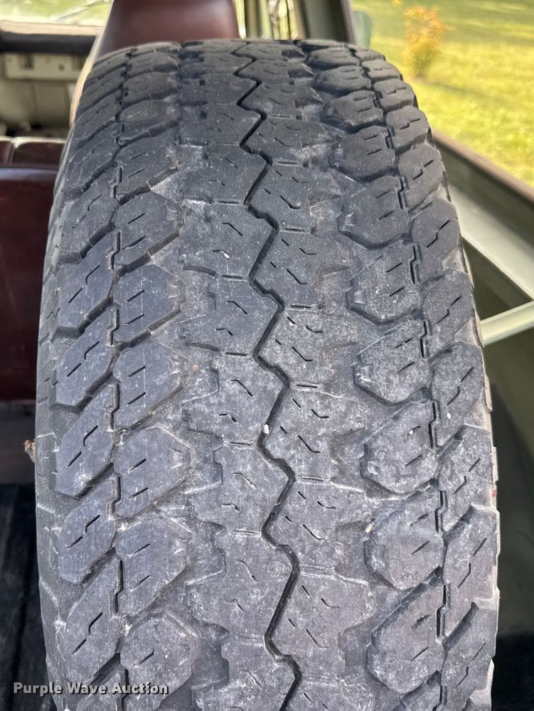 image for item EV1890 1986 Chevrolet M1009 SUV