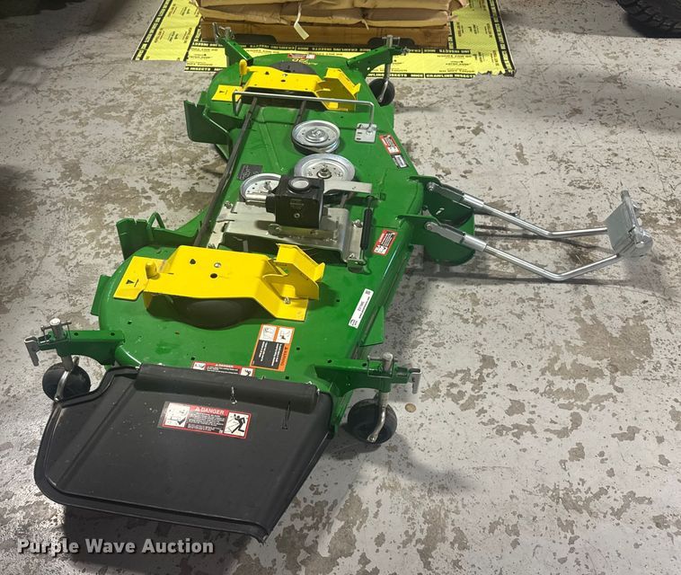 image for item EV1945 John Deere AutoConnect 72D Lawn mower deck