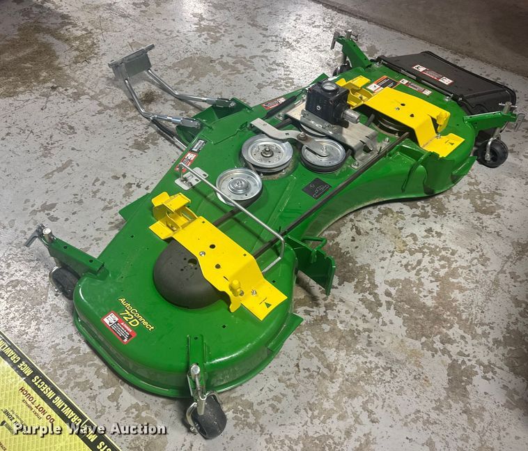 image for item EV1945 John Deere AutoConnect 72D Lawn mower deck