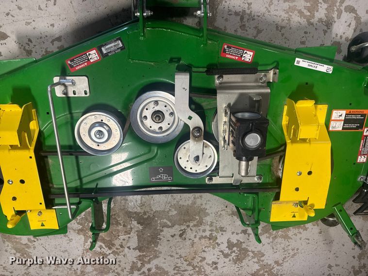 image for item EV1945 John Deere AutoConnect 72D Lawn mower deck