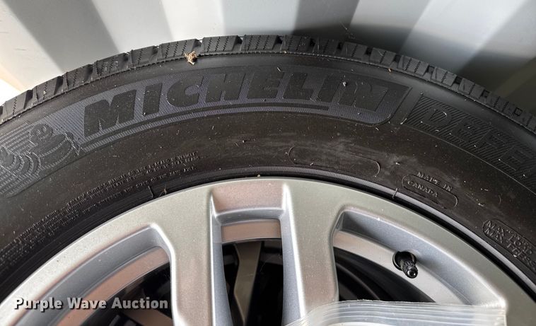 (4) Michelin 275/65R18 tires and wheels in Kansas City, KS | Item ...