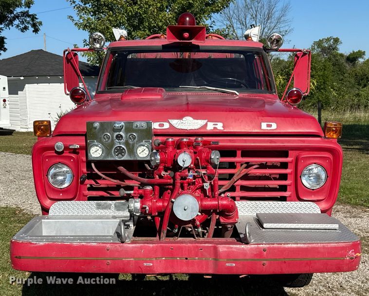 image for item EV1951 1973 Ford F750 pumper fire truck