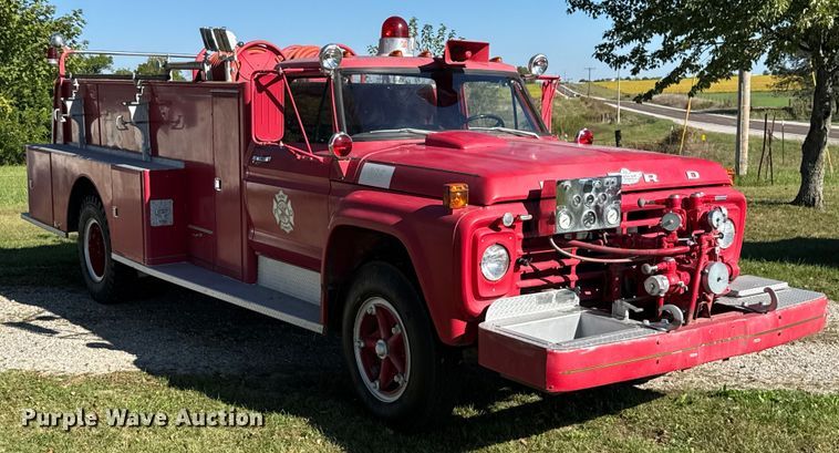 image for item EV1951 1973 Ford F750 pumper fire truck