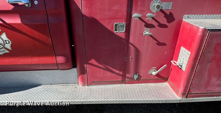 image for item EV1951 1973 Ford F750 pumper fire truck