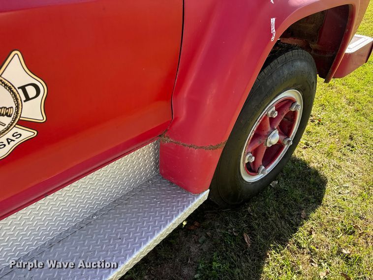 image for item EV1951 1973 Ford F750 pumper fire truck