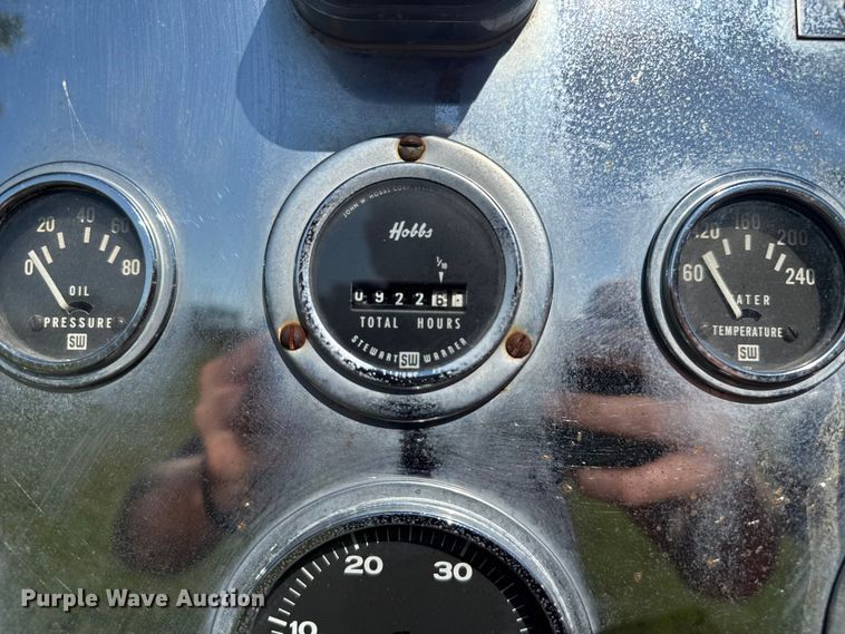 image for item EV1951 1973 Ford F750 pumper fire truck