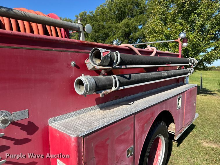 image for item EV1951 1973 Ford F750 pumper fire truck