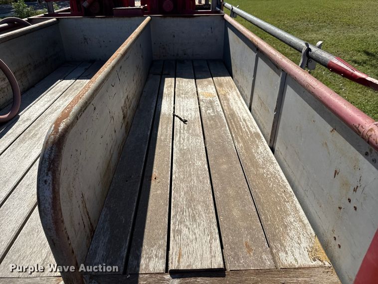 image for item EV1951 1973 Ford F750 pumper fire truck