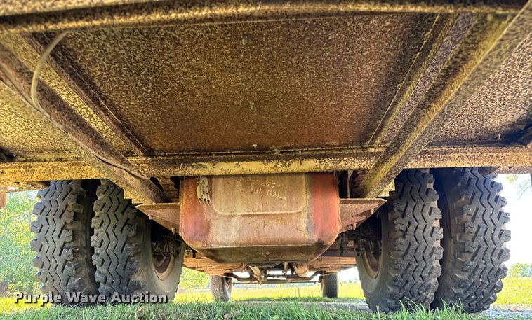 image for item EV1951 1973 Ford F750 pumper fire truck