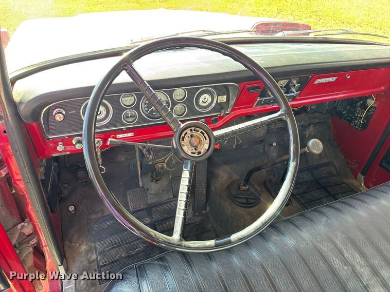 image for item EV1951 1973 Ford F750 pumper fire truck