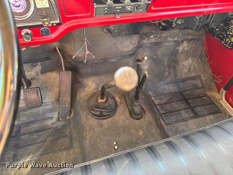 image for item EV1951 1973 Ford F750 pumper fire truck