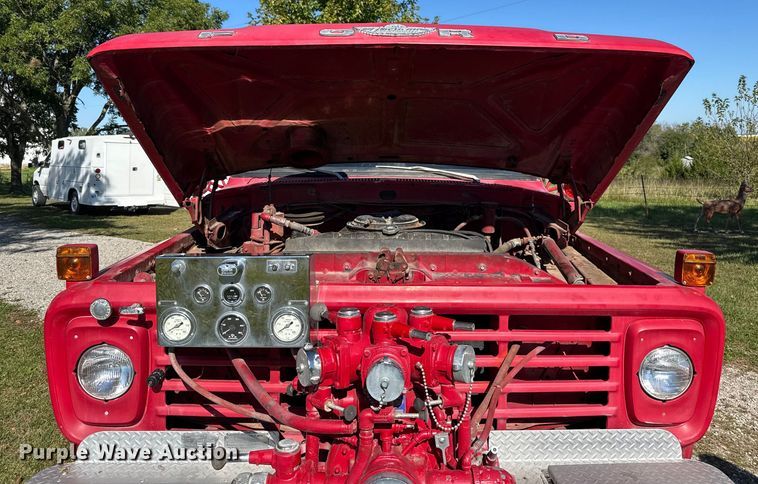 image for item EV1951 1973 Ford F750 pumper fire truck