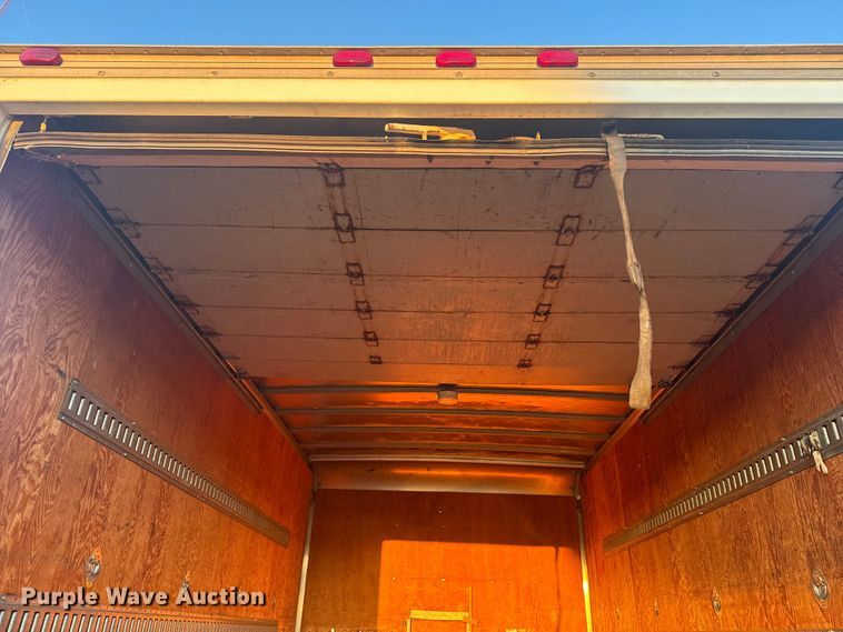 image for item EV1961 2000 Chevrolet Express box truck