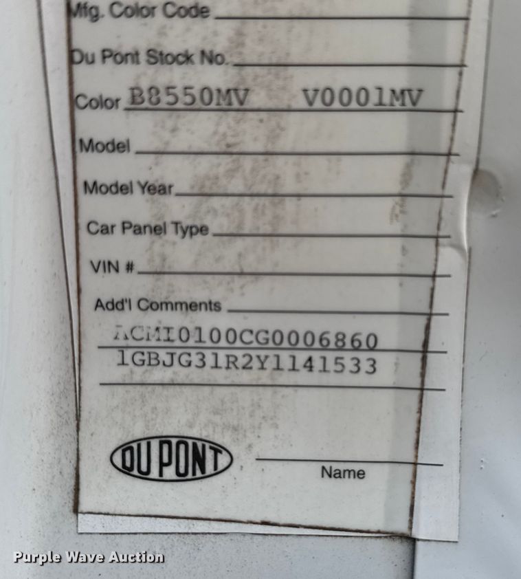 image for item EV1961 2000 Chevrolet Express box truck