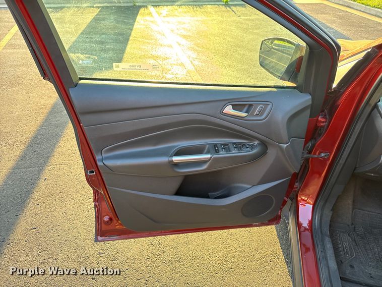 image for item EV1963 2014 Ford Escape SUV