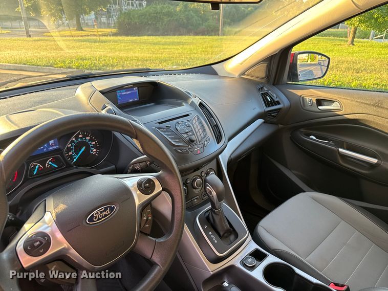 image for item EV1963 2014 Ford Escape SUV