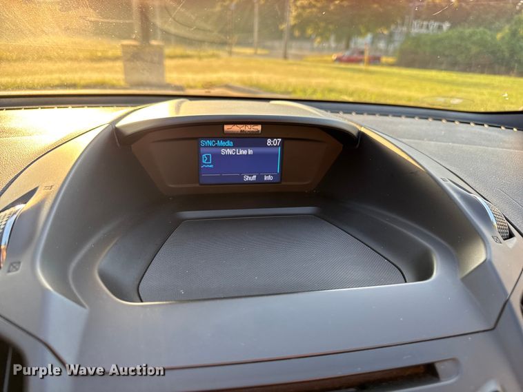 image for item EV1963 2014 Ford Escape SUV