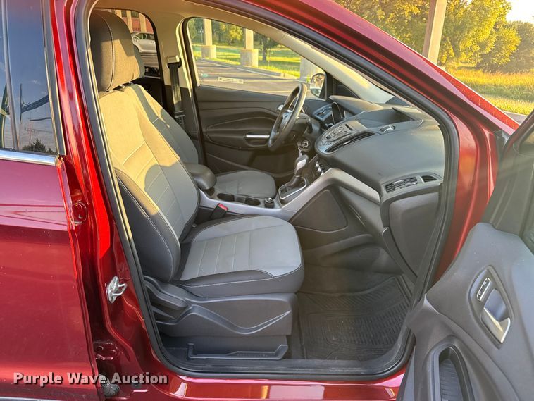 image for item EV1963 2014 Ford Escape SUV