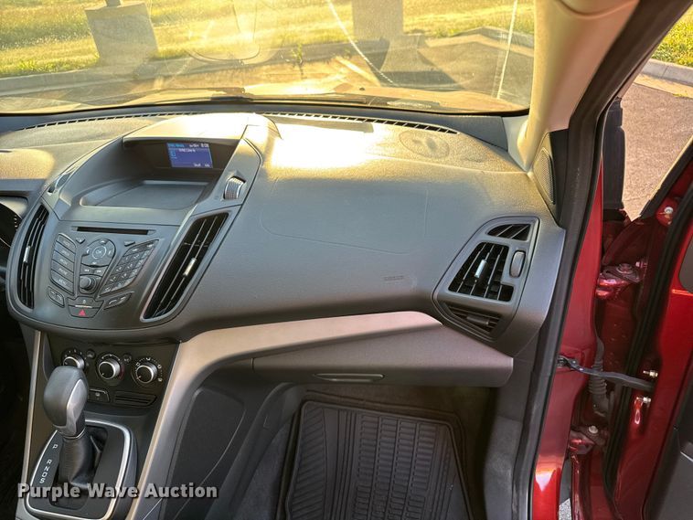 image for item EV1963 2014 Ford Escape SUV