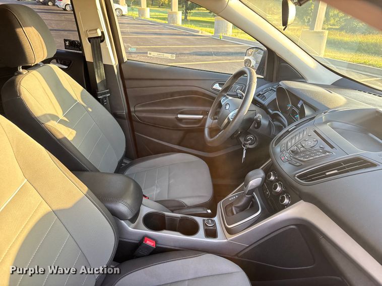 image for item EV1963 2014 Ford Escape SUV