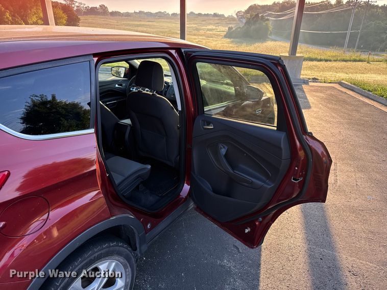 image for item EV1963 2014 Ford Escape SUV