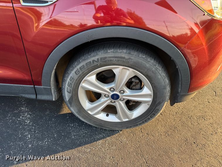 image for item EV1963 2014 Ford Escape SUV