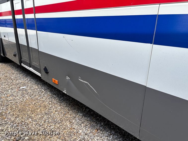 image for item EV3003 2010 Gillig G27D102N4   transit bus