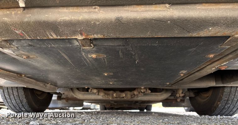 image for item EV3003 2010 Gillig G27D102N4   transit bus